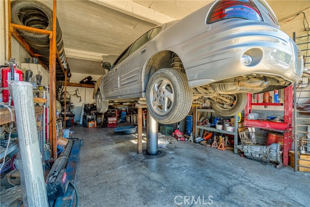 6000 E Highway 20, Lucerne CA: https://media.crmls.org/medias/b0ea1ce9-dfe6-41e8-901b-42a03bb9c34b.jpg