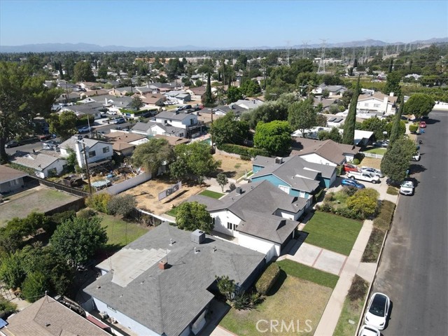 15918 Harvest Street, Granada Hills CA: https://media.crmls.org/medias/b0eac6a6-3bce-48cf-9d8a-bd8e566a033c.jpg