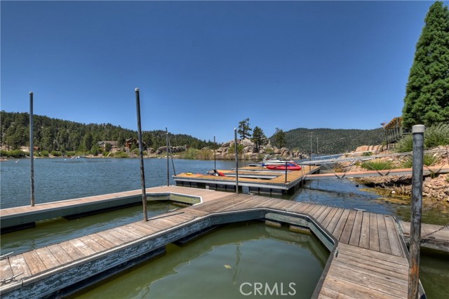 747 Boulder Bay, Big Bear Lake CA: https://media.crmls.org/medias/b0eb05ed-baef-4d41-8a6f-35938dea6dce.jpg