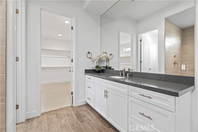 49865 Crescent Psge, Palm Desert CA: https://media.crmls.org/medias/b0eb3e54-555d-4d8e-8c65-5a612775853e.jpg