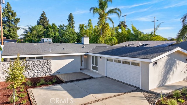 16445 Kingsbury photo 55