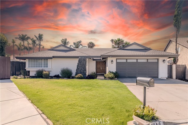 Detail Gallery Image 9 of 35 For 750 Saint Andrews Ct, Corona,  CA 92882 - 4 Beds | 2 Baths