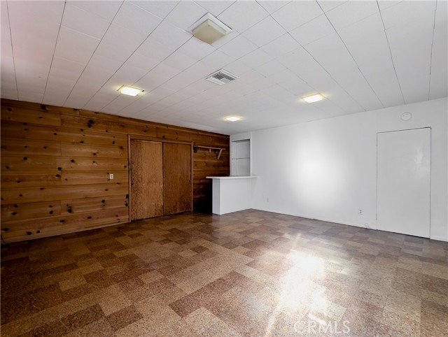 Detail Gallery Image 25 of 26 For 18938 Prairie St, Northridge,  CA 91324 - 4 Beds | 2 Baths