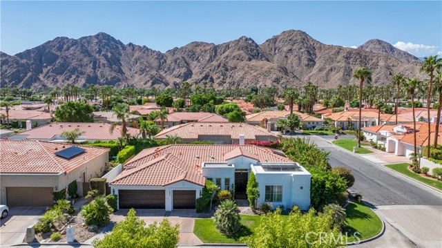 76931 Tomahawk Run, Indian Wells CA: https://media.crmls.org/medias/b0ec7c7b-85ce-4947-903a-08e092546585.jpg