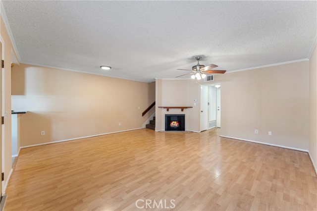 Detail Gallery Image 3 of 23 For 20805 E Calora St #G4,  Covina,  CA 91724 - 2 Beds | 2/1 Baths