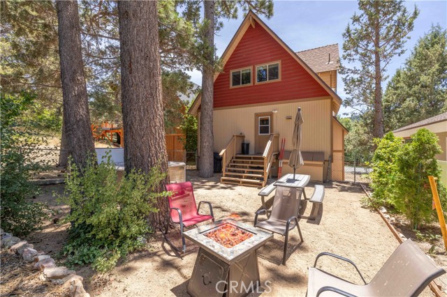 Detail Gallery Image 25 of 29 For 42730 Sonoma Dr, Big Bear Lake,  CA 92315 - 3 Beds | 3 Baths