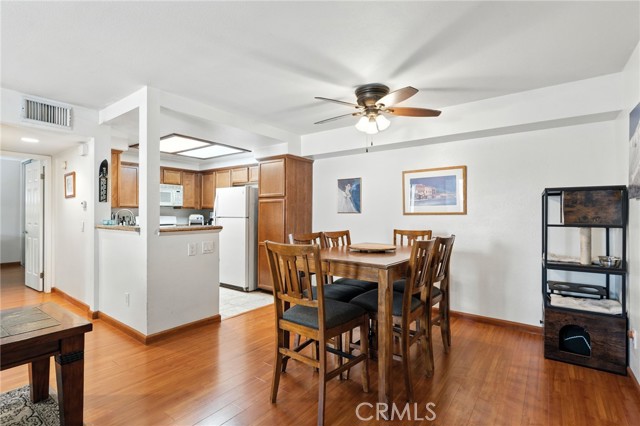 200 E Alessandro Boulevard, Riverside CA: https://media.crmls.org/medias/b0edf111-d9e8-4d86-b64a-c1e2a427ad45.jpg
