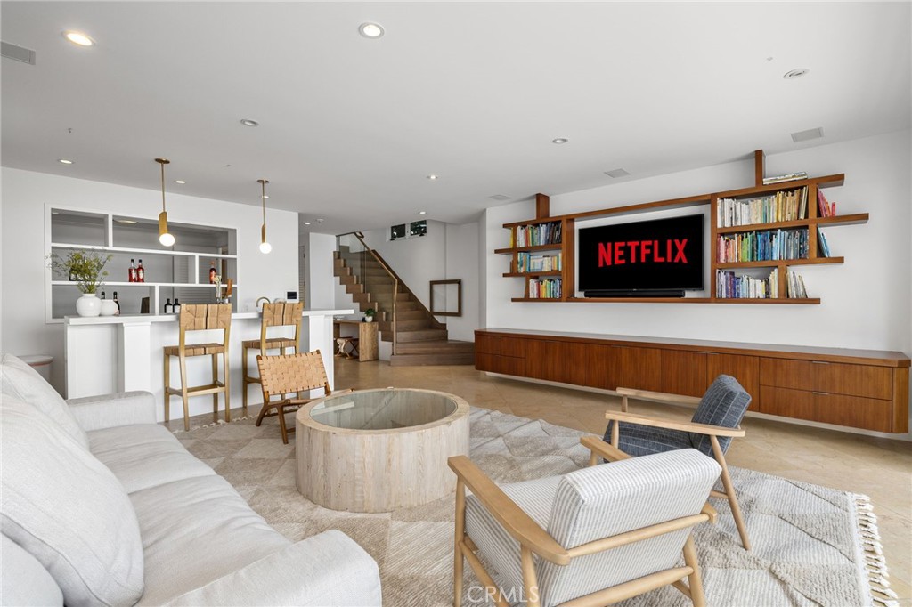 404 9th Street