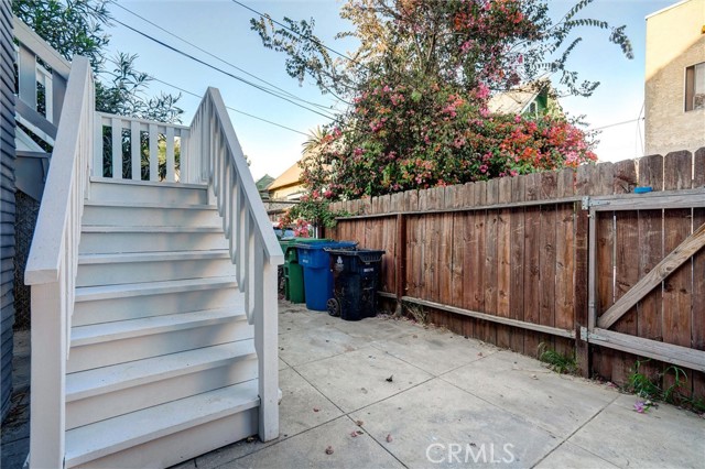 Detail Gallery Image 23 of 44 For 1617 W 24th St, Los Angeles,  CA 90007 - 5 Beds | 5 Baths