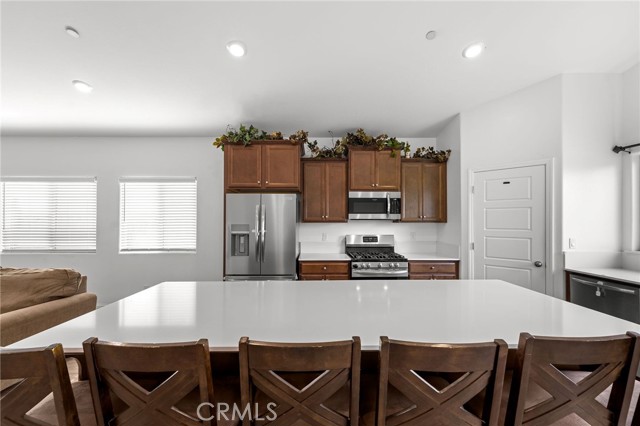 Detail Gallery Image 9 of 34 For 3415 Falling Brook, Shafter,  CA 93263 - 4 Beds | 2 Baths