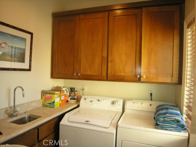 2221 Warfield, Redondo Beach, California 90278, 4 Bedrooms Bedrooms, ,2 BathroomsBathrooms,Residential,Sold,Warfield,S12089985