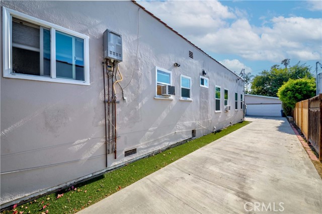 Detail Gallery Image 38 of 39 For 3015 Edgehill Dr, Los Angeles,  CA 90018 - – Beds | – Baths