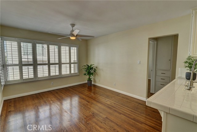 Detail Gallery Image 4 of 28 For 425 1/2 Dahlia Ave, Corona Del Mar,  CA 92625 - 2 Beds | 2 Baths
