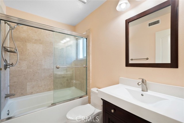 Image 34 of 56 For 4790 Montefino