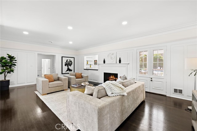 609 N Oakhurst Drive, Beverly Hills CA: https://media.crmls.org/medias/b0f2beda-12ba-4789-84fe-8134d0182787.jpg