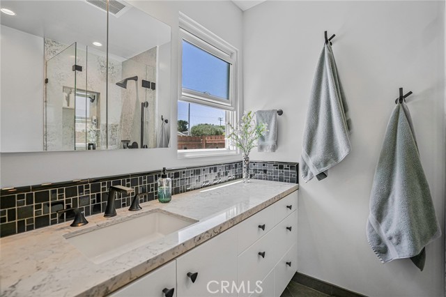 Detail Gallery Image 22 of 43 For 28074 Acana Rd, Rancho Palos Verdes,  CA 90275 - 3 Beds | 2 Baths