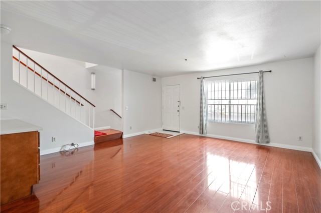 119 N Alhambra Avenue, Monterey Park CA: https://media.crmls.org/medias/b0f2c921-f0a3-4562-8b27-f11d7fbbc2c2.jpg