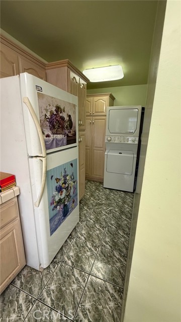 Detail Gallery Image 3 of 14 For 21117 Normandie, Torrance,  CA 90501 - 3 Beds | 1 Baths