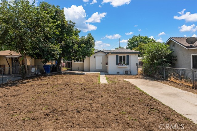 845 Garner Avenue, San Bernardino CA: https://media.crmls.org/medias/b0f2ed14-bbbd-4482-ae49-d16c46725681.jpg