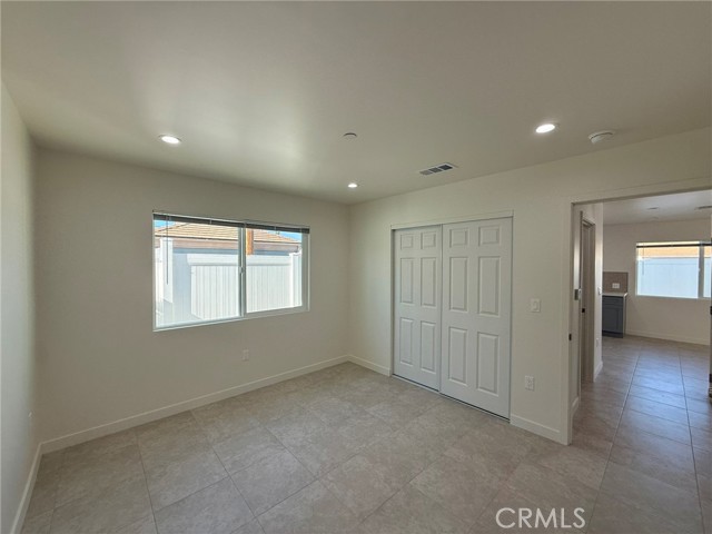 Detail Gallery Image 6 of 9 For 18110 Gault St, Reseda,  CA 91335 - 2 Beds | 1 Baths