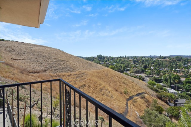 Detail Gallery Image 29 of 60 For 22628 Quinta Rd, Woodland Hills,  CA 91364 - 4 Beds | 2/1 Baths