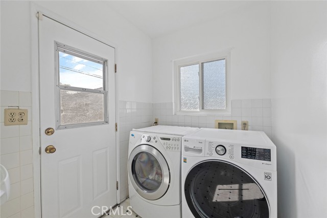 2058 Vancouver Avenue, Monterey Park CA: https://media.crmls.org/medias/b0f3b4e3-eba6-482d-af3f-bb7d61bbbd72.jpg