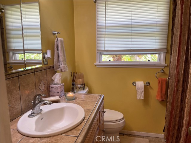 Detail Gallery Image 13 of 17 For 1217 W Barbara Ave, West Covina,  CA 91790 - 3 Beds | 2 Baths