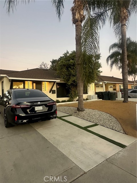 13902 Regentview Avenue, Bellflower CA: https://media.crmls.org/medias/b0f3ed22-7077-4021-ab0f-5509f5a4407b.jpg