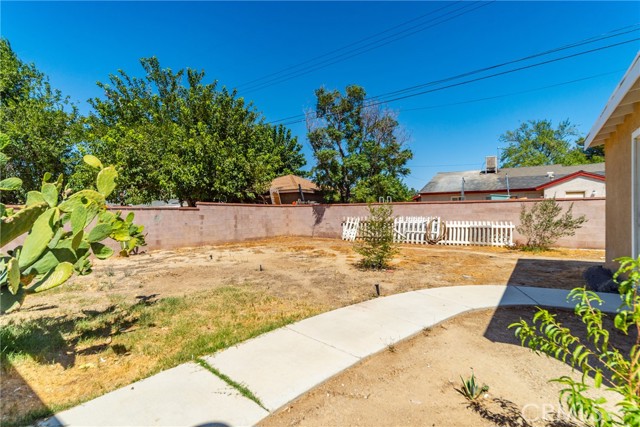 Detail Gallery Image 22 of 24 For 45436 W 12th St, Lancaster,  CA 93534 - 3 Beds | 1 Baths