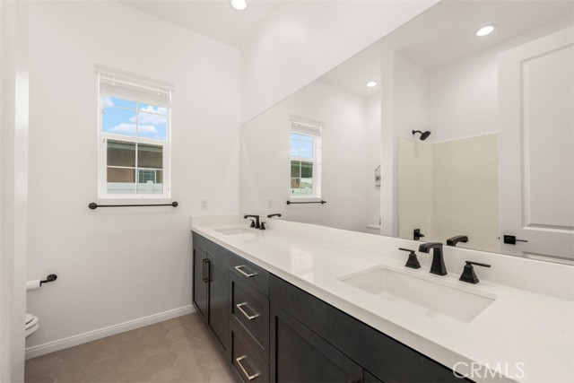 Detail Gallery Image 27 of 32 For 287 Wisteria St, Fillmore,  CA 93015 - 5 Beds | 3/1 Baths