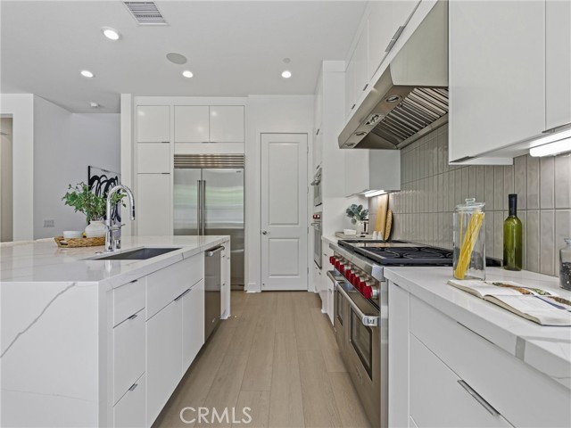 27627 Juniper Lane, Valencia CA: https://media.crmls.org/medias/b0f5af0c-de5d-4441-8fbb-4e91cb59b69b.jpg