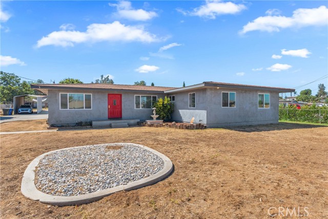 9600 51st, Jurupa Valley CA: https://media.crmls.org/medias/b0f69d16-19c7-40dd-ba60-e289e83f52bf.jpg