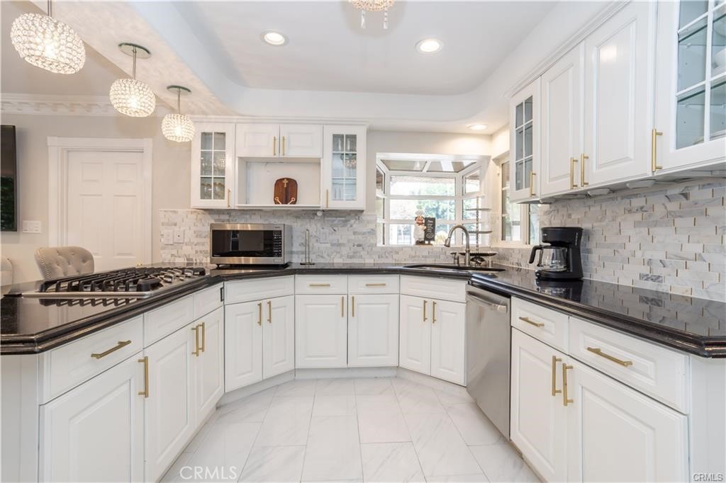 MLS #SR25243160 image #10