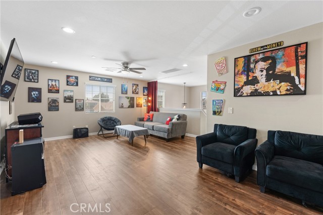 691 Lourdes Lane, Rialto CA: https://media.crmls.org/medias/b0f81bda-0e18-4934-9ba7-f223646b7326.jpg