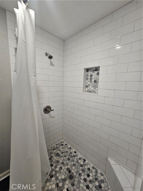536 Stone Harbor Circle, La Habra CA: https://media.crmls.org/medias/b0fa473e-bd1c-4fe7-95a3-030f87ce445f.jpg