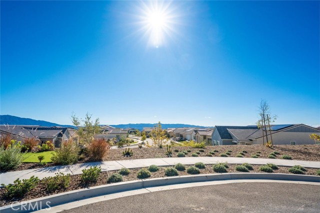 Detail Gallery Image 23 of 39 For 17806 Top Court, Canyon Country,  CA 91350 - 2 Beds | 2 Baths