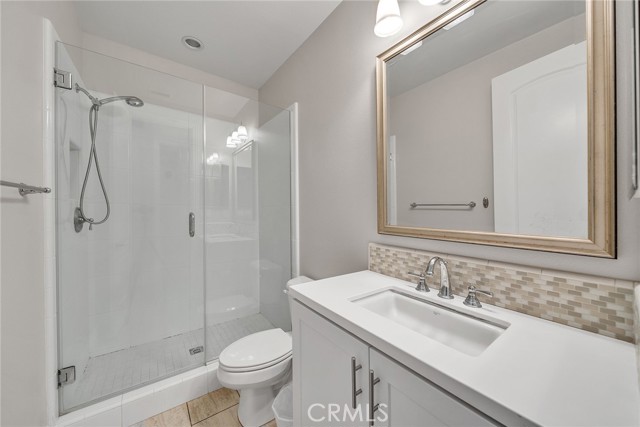 Detail Gallery Image 21 of 62 For 61 Windwalker Way, Tustin,  CA 92782 - 6 Beds | 5/1 Baths