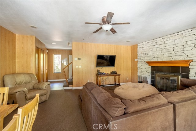Detail Gallery Image 18 of 45 For 42592 Donez Way, Big Bear Lake,  CA 92315 - 9 Beds | 5/1 Baths