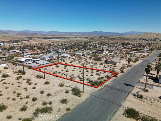 73735 Manana Drive, 29 Palms CA: https://media.crmls.org/medias/b0fce516-435d-4ece-8bf0-6164c85065b9.jpg