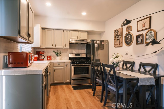 265 N Mar Vista Avenue, Pasadena CA: https://media.crmls.org/medias/b0fd2e5a-01a1-43a7-bbe5-197425f24578.jpg