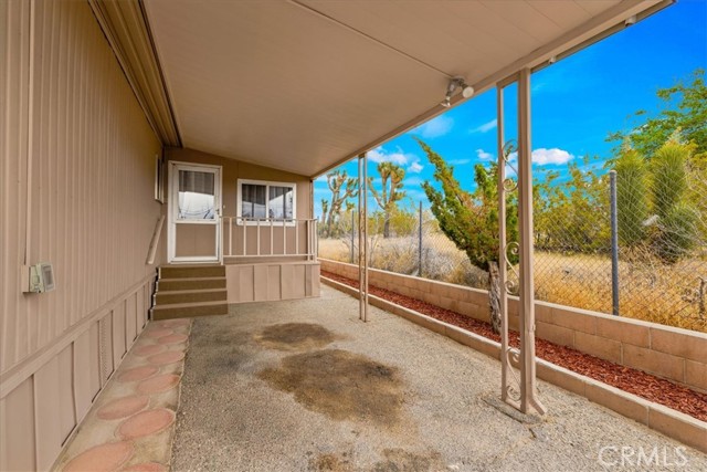 Detail Gallery Image 6 of 52 For 7425 Church St #28,  Yucca Valley,  CA 92284 - 3 Beds | 2 Baths