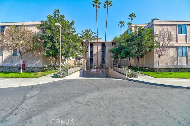 6979 Palm Court #132, Riverside, CA 92506