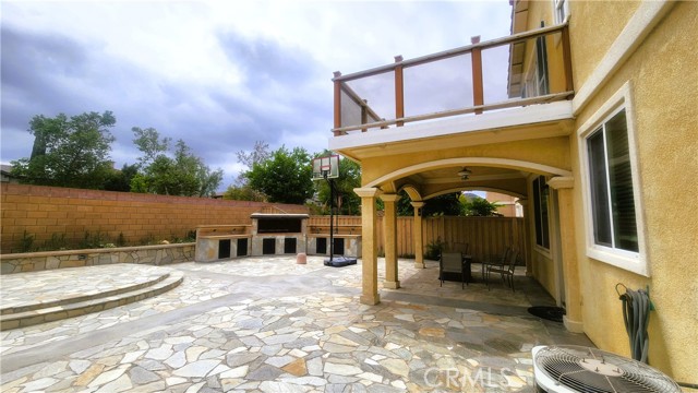 33561 Cedar Creek Lane, Lake Elsinore CA: https://media.crmls.org/medias/b0fdd5a6-5c63-49a7-8054-61edb3e0f618.jpg