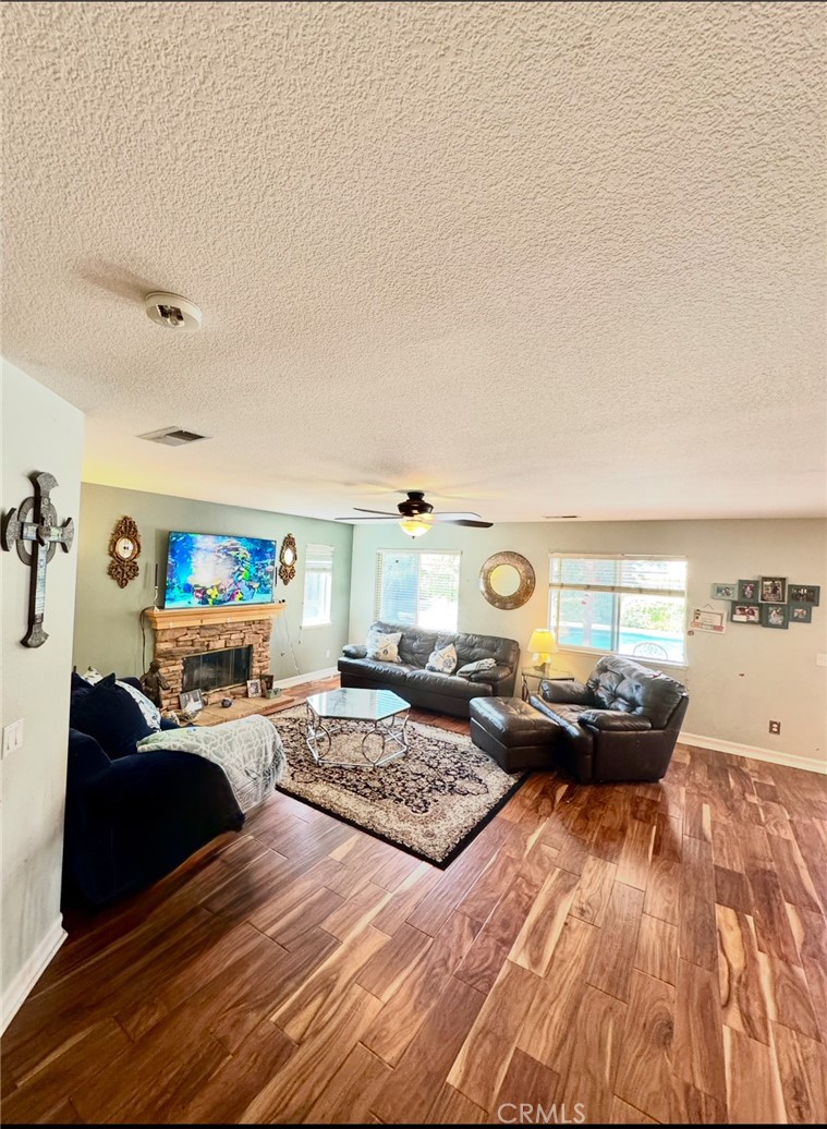 MLS #IV25222075 image #21