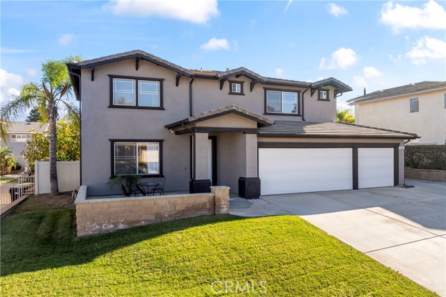 Detail Gallery Image 3 of 46 For 1456 Roadrunner, Corona,  CA 92881 - 3 Beds | 2/1 Baths