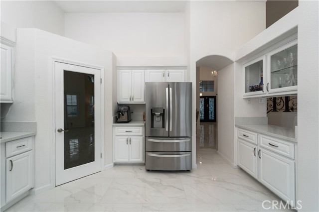 Detail Gallery Image 9 of 33 For 22640 Blue Teal, Canyon Lake,  CA 92587 - 3 Beds | 2/2 Baths