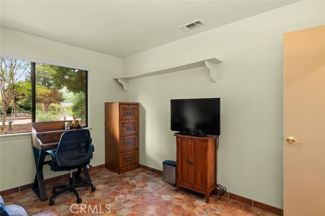 Detail Gallery Image 39 of 59 For 80 Mimosa, Chico,  CA 95973 - 4 Beds | 2 Baths