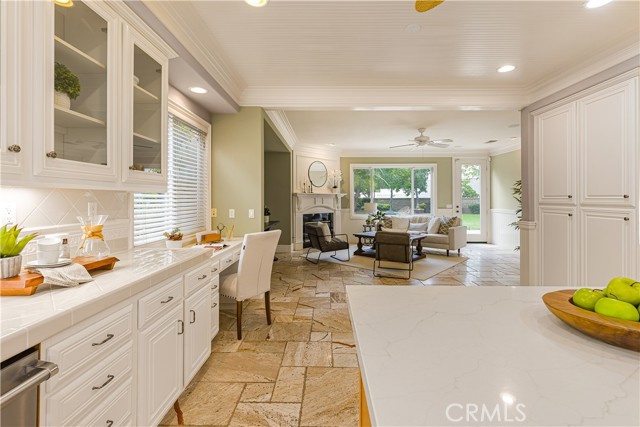 3669 Strata Drive, Carlsbad CA: https://media.crmls.org/medias/b0ff8115-07cc-4b32-9909-6b0d2e602cd0.jpg