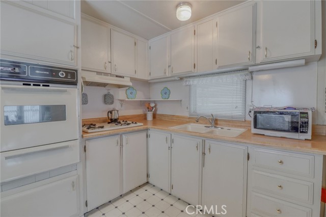 12995 6th, Yucaipa CA: https://media.crmls.org/medias/b0ff9ae2-f792-4b43-9768-bc78c5585bf8.jpg