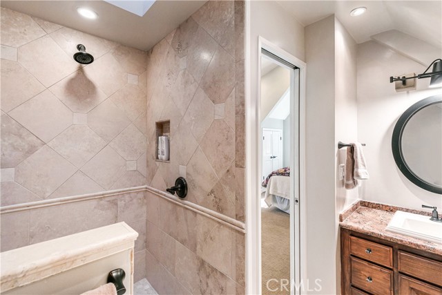 Detail Gallery Image 34 of 43 For 405 Brentwood Dr, Lake Arrowhead,  CA 92352 - 4 Beds | 2 Baths